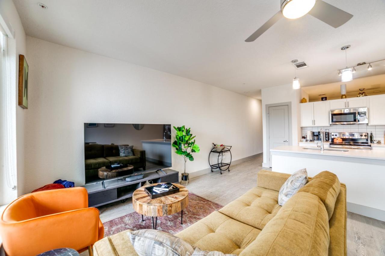 Downtown Apartment With Riverwalk Views Free Parking Pet Friendly Centrally Located On The Riverwalk ซานอันโตนิโอ ภายนอก รูปภาพ