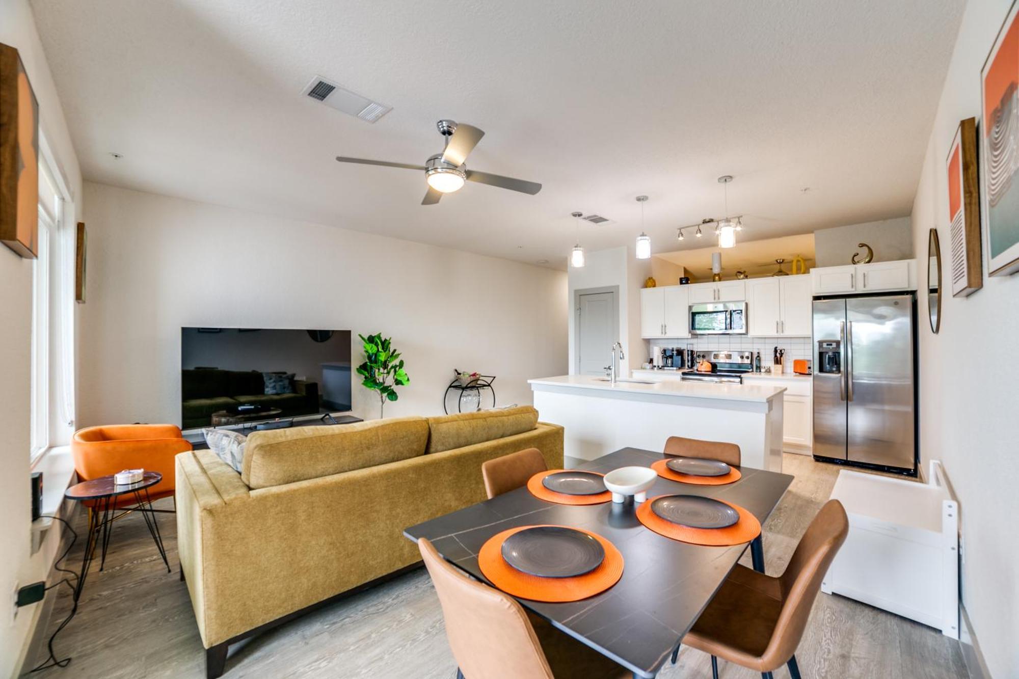 Downtown Apartment With Riverwalk Views Free Parking Pet Friendly Centrally Located On The Riverwalk ซานอันโตนิโอ ภายนอก รูปภาพ